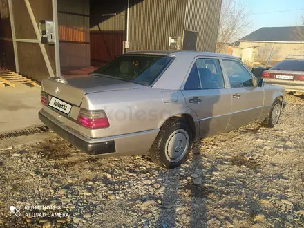 Mercedes-Benz E 300 1991 года за 880 000 тг. в Алматы – фото 11