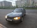 Toyota Camry 2000 года за 3 100 000 тг. в Астана – фото 2