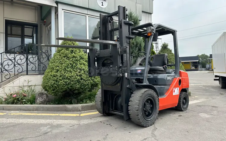 Toyota  8FG30, 3 тонны, 3 метра, ротатор 2019 года за 9 950 000 тг. в Алматы