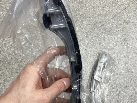 13559-36010 успокоитель цепи направляющая двигателя AR за 11 000 тг. в Алматы – фото 2