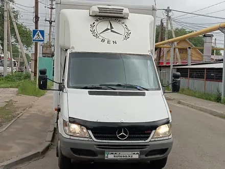 Mercedes-Benz Sprinter 2005 года за 10 000 000 тг. в Алматы – фото 3