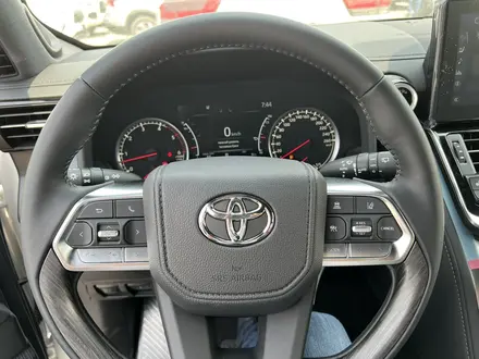Toyota Land Cruiser 2022 года за 75 500 000 тг. в Уральск – фото 5