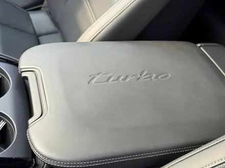 Porsche Panamera Turbo E-Hybrid 2024 года за 125 000 000 тг. в Алматы – фото 35