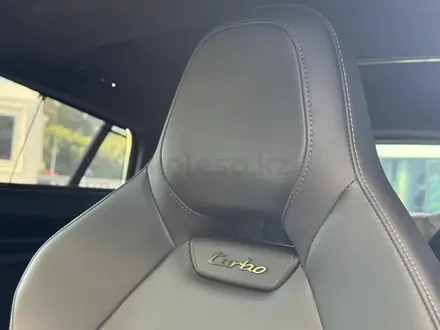 Porsche Panamera Turbo E-Hybrid 2024 года за 125 000 000 тг. в Алматы – фото 28