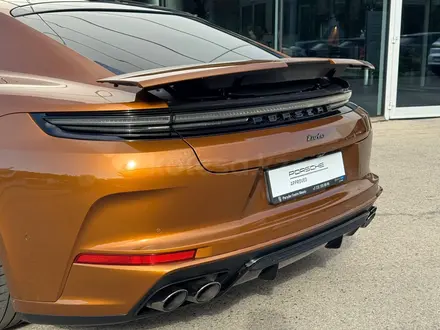 Porsche Panamera Turbo E-Hybrid 2024 года за 125 000 000 тг. в Алматы – фото 14