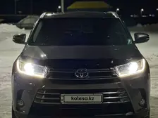 Toyota Highlander, 2019