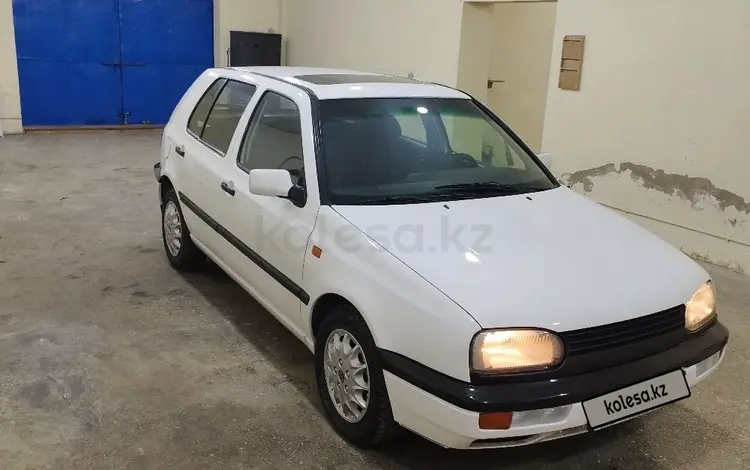 Volkswagen Golf 1993 года за 1 900 000 тг. в Алматы