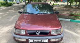 Volkswagen Passat 1995 годаүшін2 300 000 тг. в Караганда