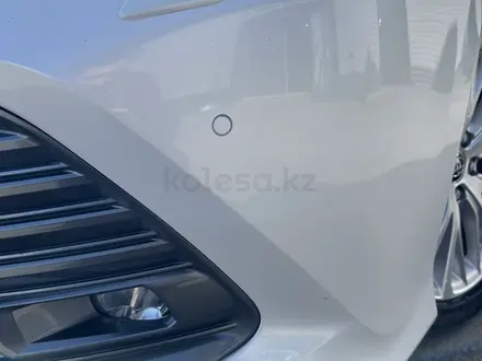 Toyota Camry 2018 года за 13 900 000 тг. в Караганда – фото 4
