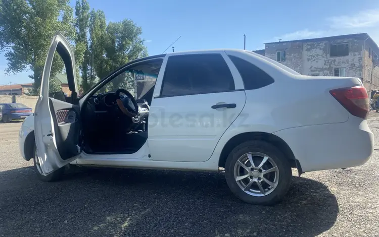ВАЗ (Lada) Granta 2190 2014 года за 3 200 000 тг. в Усть-Каменогорск