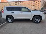 Toyota Land Cruiser Prado 2016 годаүшін16 350 000 тг. в Атырау – фото 2