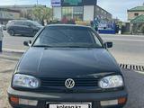 Volkswagen Golf 1995 годаfor2 100 000 тг. в Тараз