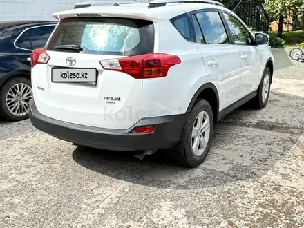 Toyota RAV4 2014 года за 11 500 000 тг. в Астана – фото 3