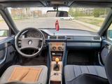 Mercedes-Benz E 200 1989 года за 800 000 тг. в Астана – фото 5