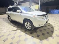 Toyota Highlander 2011 годаfor14 000 000 тг. в Алматы