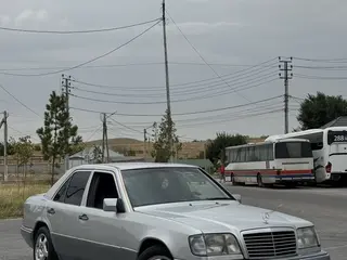 Mercedes-Benz E 280