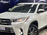 Toyota Highlander 2019 годаүшін18 300 000 тг. в Актобе – фото 2