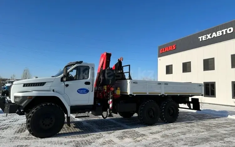 Урал  Бортовой с КМУ Fassi 155.021 2024 года в Актобе