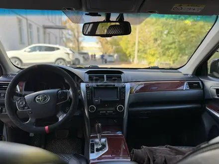 Toyota Camry 2014 года за 9 800 000 тг. в Павлодар – фото 23