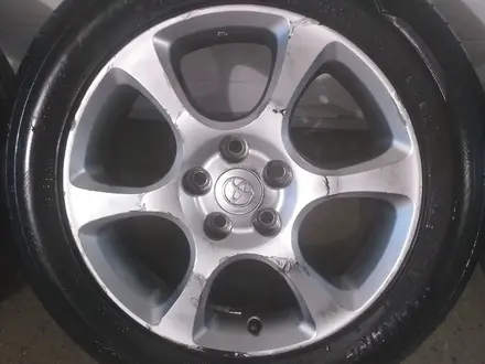 Диски Toyota R17 5x114.3 ET50 с резиной и без за 150 000 тг. в Семей – фото 6