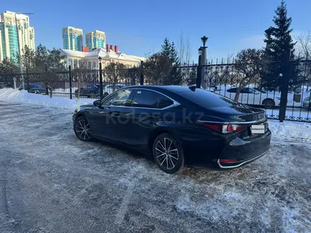 Lexus ES 250 2022 года за 26 700 000 тг. в Астана – фото 6