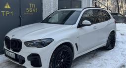 BMW X5, X6, X7 ОРИГИНАЛ Диски с Шинами комплект, Star Spoke 742 M Jet Black за 1 650 000 тг. в Алматы