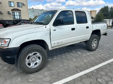 Toyota Hilux 2001 года за 2 100 000 тг. в Актобе – фото 8