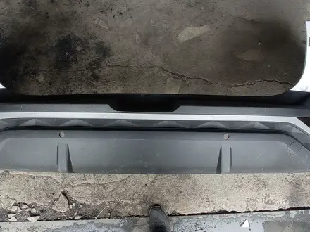Бампер задний за 5 500 тг. в Астана