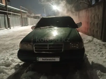 Mercedes-Benz C 200 1995 года за 900 000 тг. в Алматы – фото 6