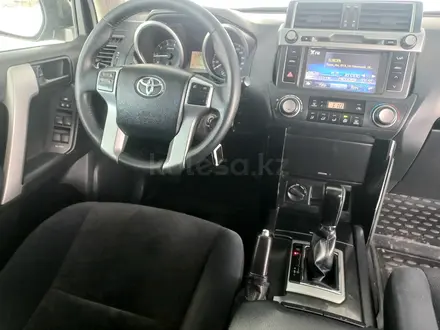 Toyota Land Cruiser Prado 2017 года за 18 800 000 тг. в Усть-Каменогорск – фото 25