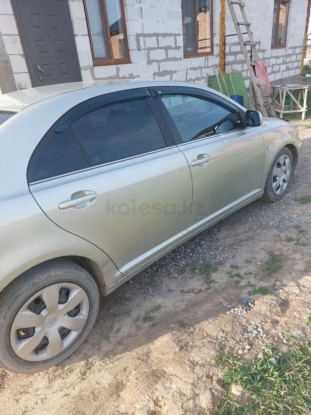 Toyota Avensis 2003 г.