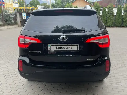 Kia Sorento 2013 года за 8 800 000 тг. в Алматы – фото 6