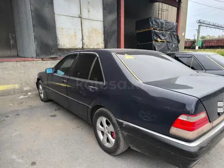 Mercedes-Benz S 320 1995 года за 2 700 000 тг. в Караганда