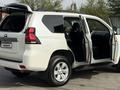 Toyota Land Cruiser Prado 2020 года за 23 500 000 тг. в Алматы – фото 18