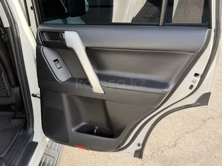 Toyota Land Cruiser Prado 2020 года за 23 500 000 тг. в Алматы – фото 24