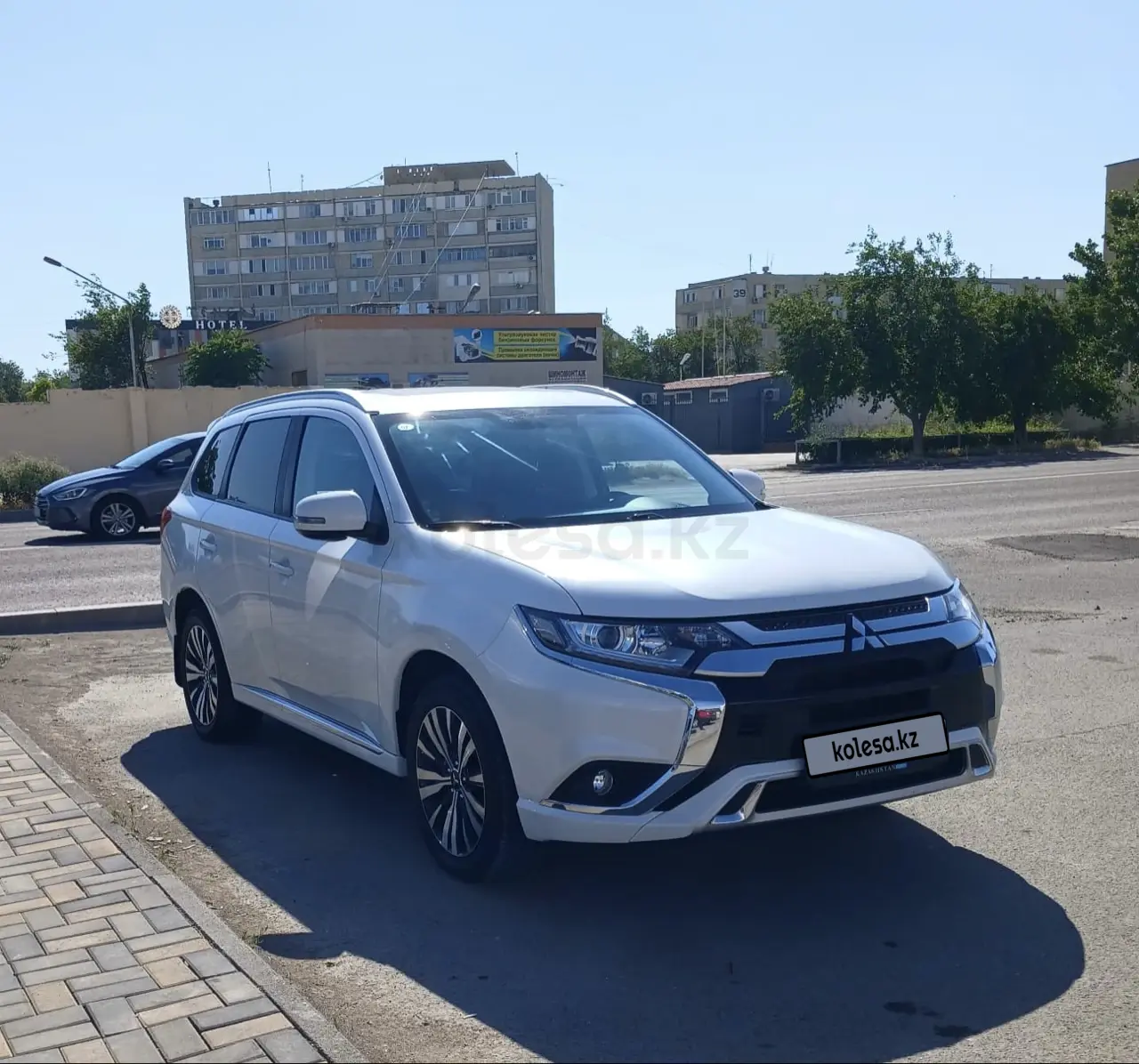 Mitsubishi Outlander, 2022