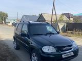 Chevrolet Niva 2015 года за 2 700 000 тг. в Актобе – фото 3