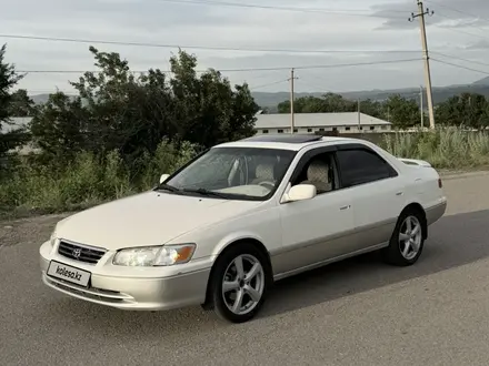 Toyota Camry 2000 года за 3 700 000 тг. в Алматы – фото 3
