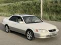 Toyota Camry 2000 годаүшін3 700 000 тг. в Алматы – фото 2