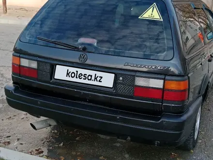 Volkswagen Passat 1992 года за 1 650 000 тг. в Актау – фото 6