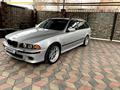 BMW 528 1999 года за 5 700 000 тг. в Алматы – фото 2