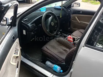 Volkswagen Passat 1997 года за 900 000 тг. в Алматы – фото 6
