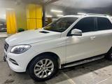 Mercedes-Benz ML 400 2014 годаүшін15 999 990 тг. в Костанай – фото 3