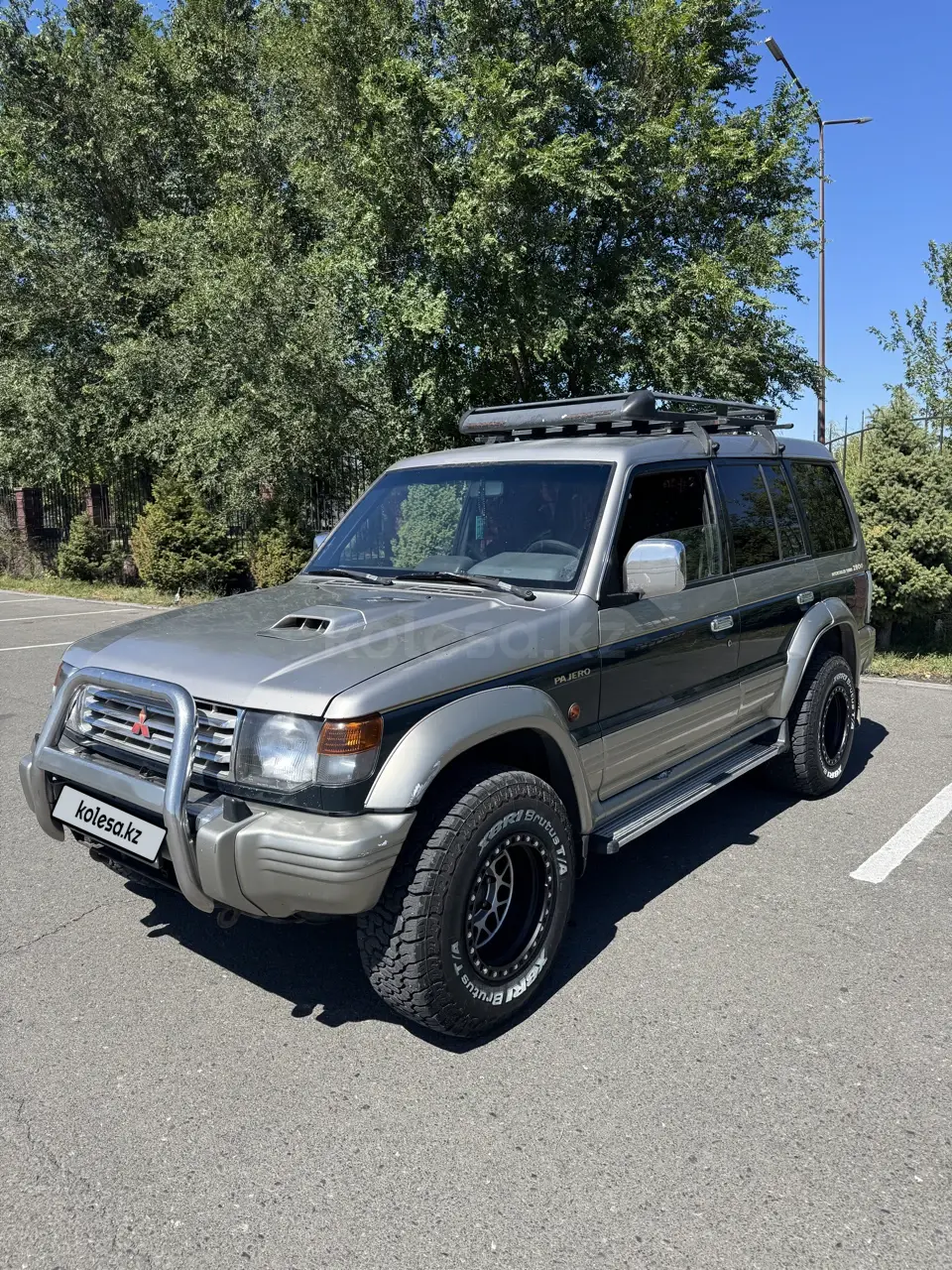 Mitsubishi Pajero, 1996