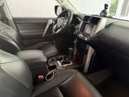 Toyota Land Cruiser Prado 2011 года за 17 500 000 тг. в Алматы – фото 9