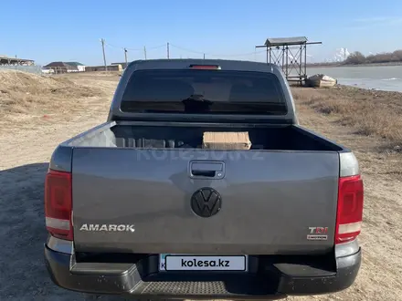 Volkswagen Amarok 2014 года за 7 700 000 тг. в Атырау – фото 4