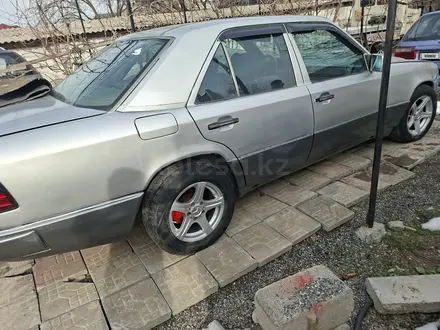 Mercedes-Benz E 230 1991 года за 1 300 000 тг. в Шымкент – фото 6