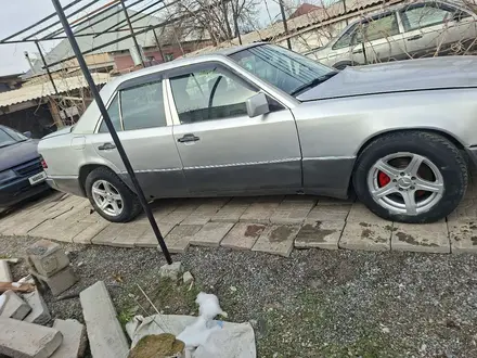 Mercedes-Benz E 230 1991 года за 1 300 000 тг. в Шымкент – фото 9