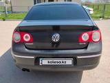 Volkswagen Passat 2006 года за 3 650 000 тг. в Алматы – фото 4