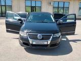 Volkswagen Passat 2006 годаүшін3 450 000 тг. в Алматы